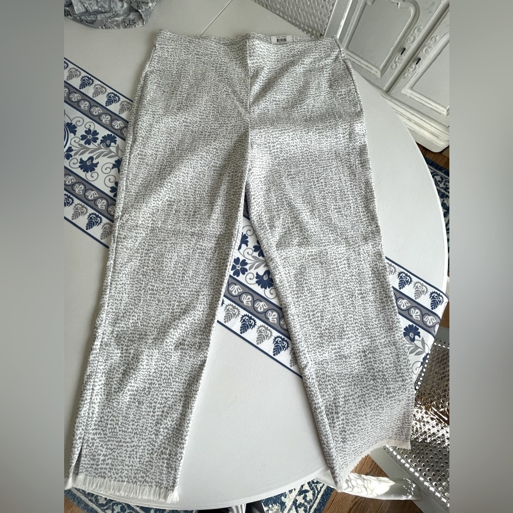 Women’s Plus Size Cropped pants